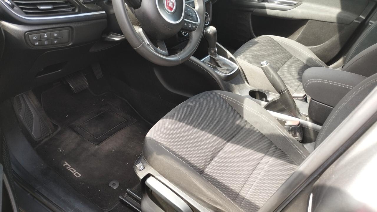 Fiat Tipo 1.6 Mjt S&S DCT 5 porte S-Design
