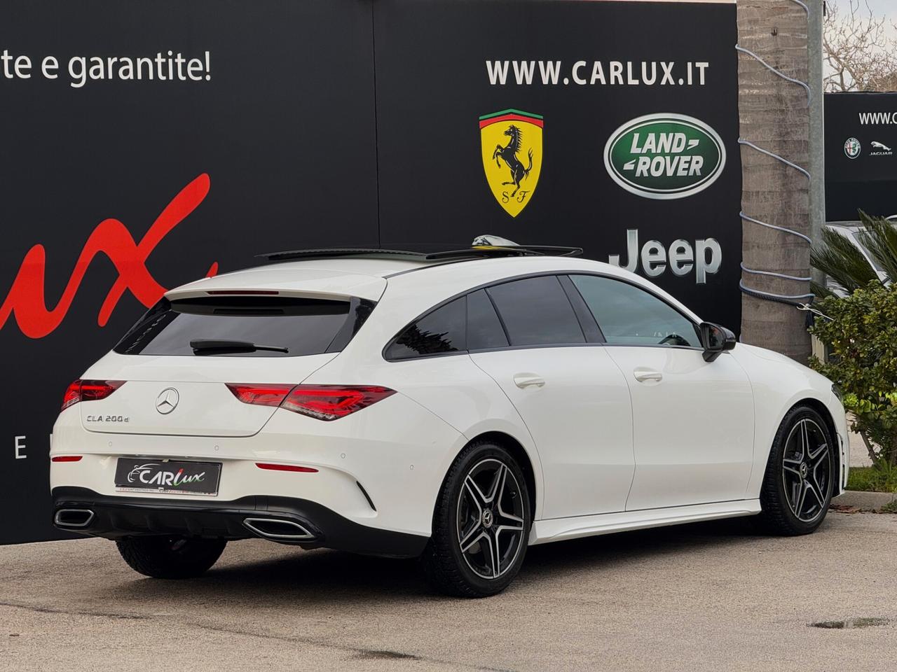 Mercedes-Benz CLA 200 d Shooting Brake Premium AMG