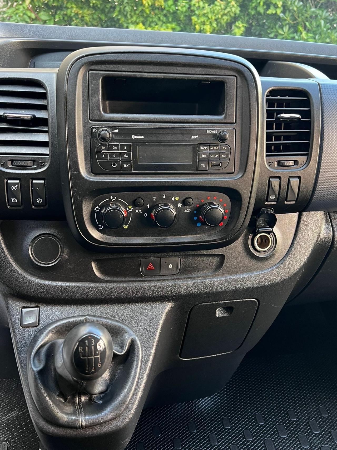 OPEL VIVARO 1.6 Biturbu 125CV 6 POSTI PASSO LUNGO