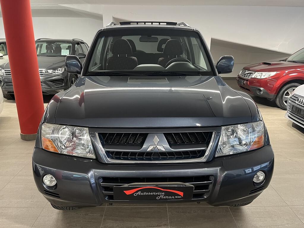 Mitsubishi Pajero 3.2 DI-D 4×4 Dakar Panorama 160 CV