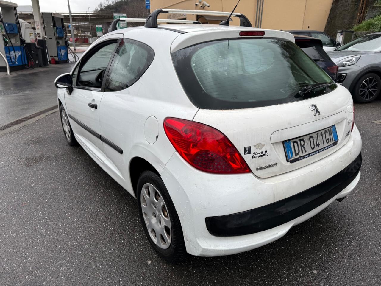 Peugeot 207 1.4 HDi 70CV 3p. XAD Van