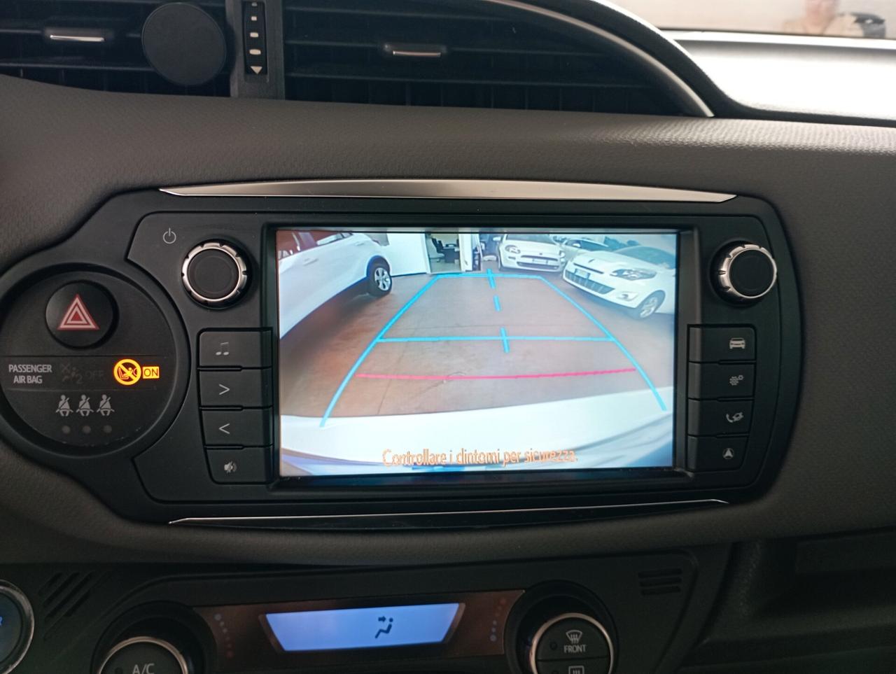 Toyota Yaris 1.5 Hybrid 5 porte Cool