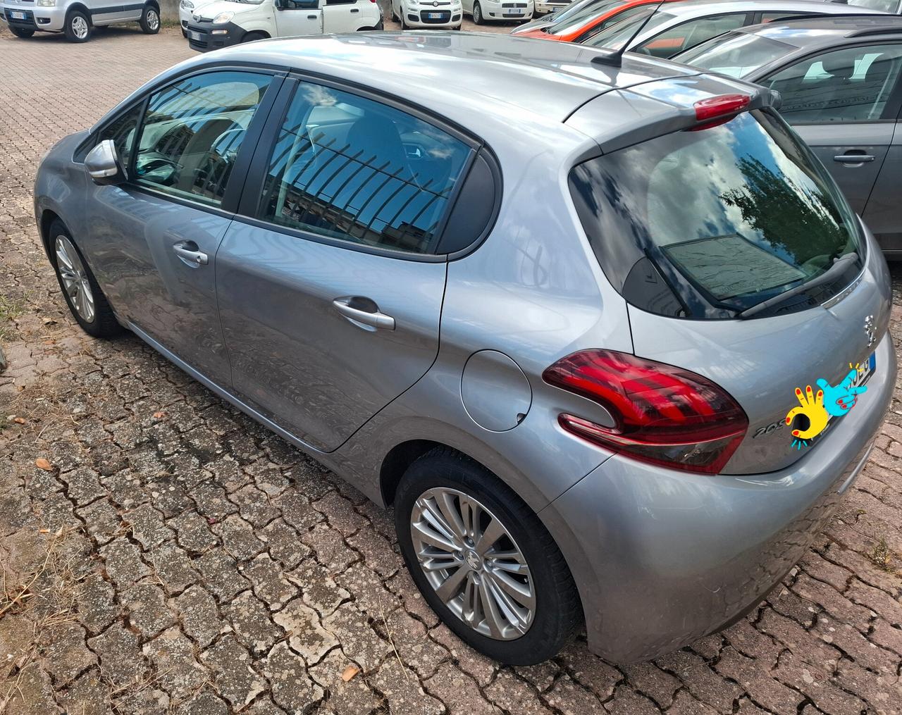 Peugeot 208 PureTech 82 5 porte Allure