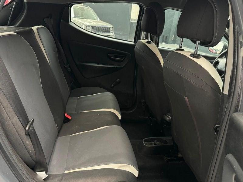 Lancia Ypsilon Ypsilon 0.9 TwinAir 5 porte Metano Ecochic Gold