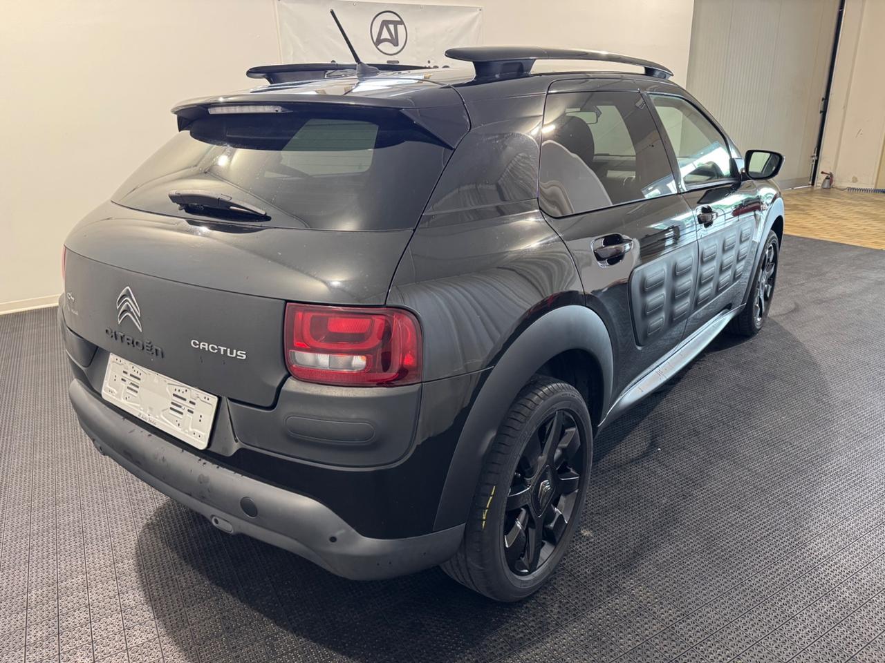 Citroen C4 Cactus PureTech 110 S&S Shine