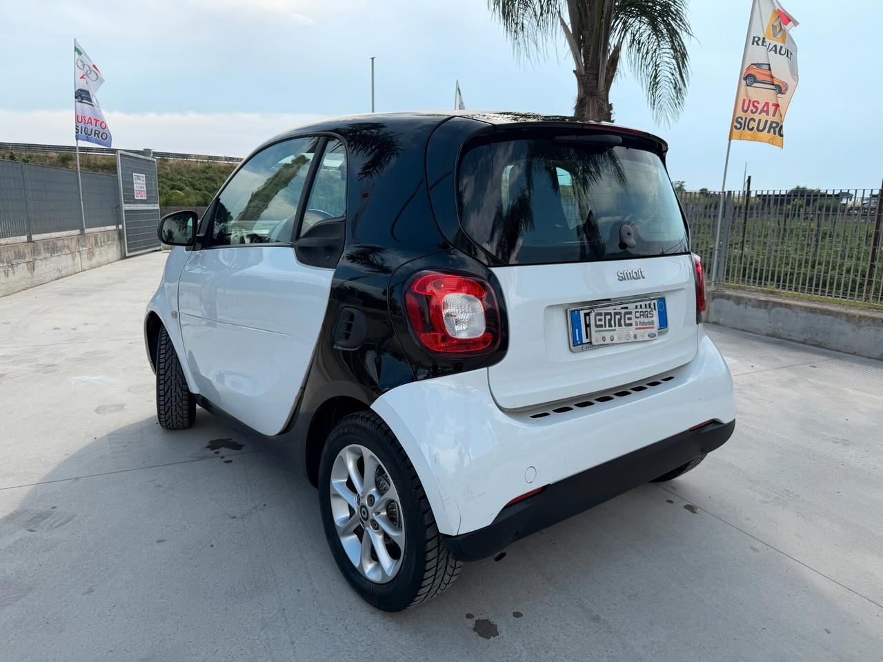 SMART FORTWO ANNO 2015 1.0 BENZINA 71 CV