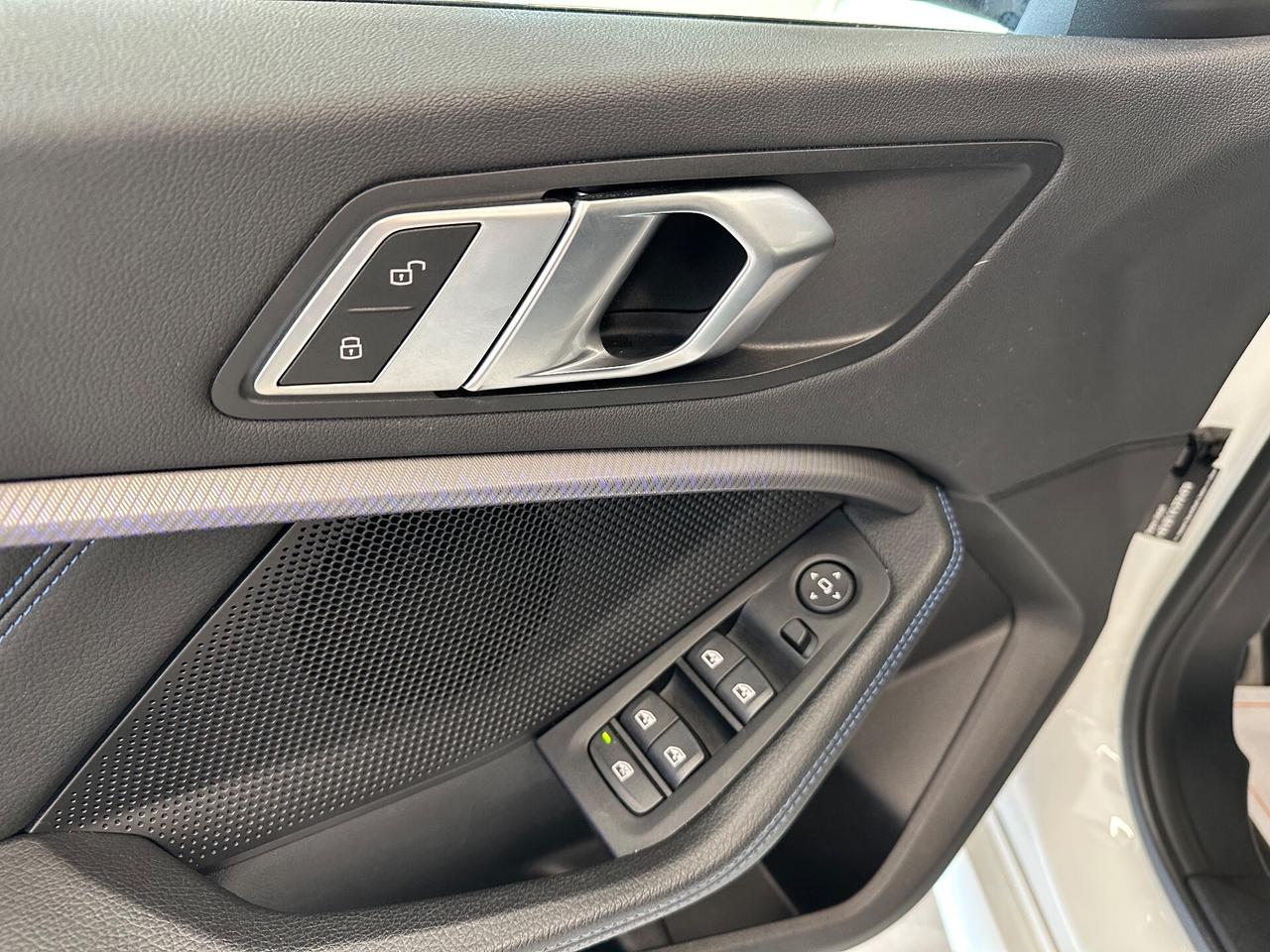 Bmw 118 118i 5p. Msport