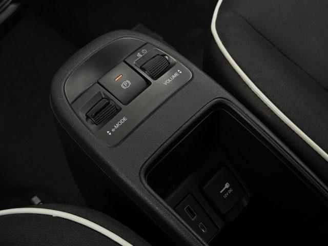 FIAT 500e Berlina 23,8 kWh Action