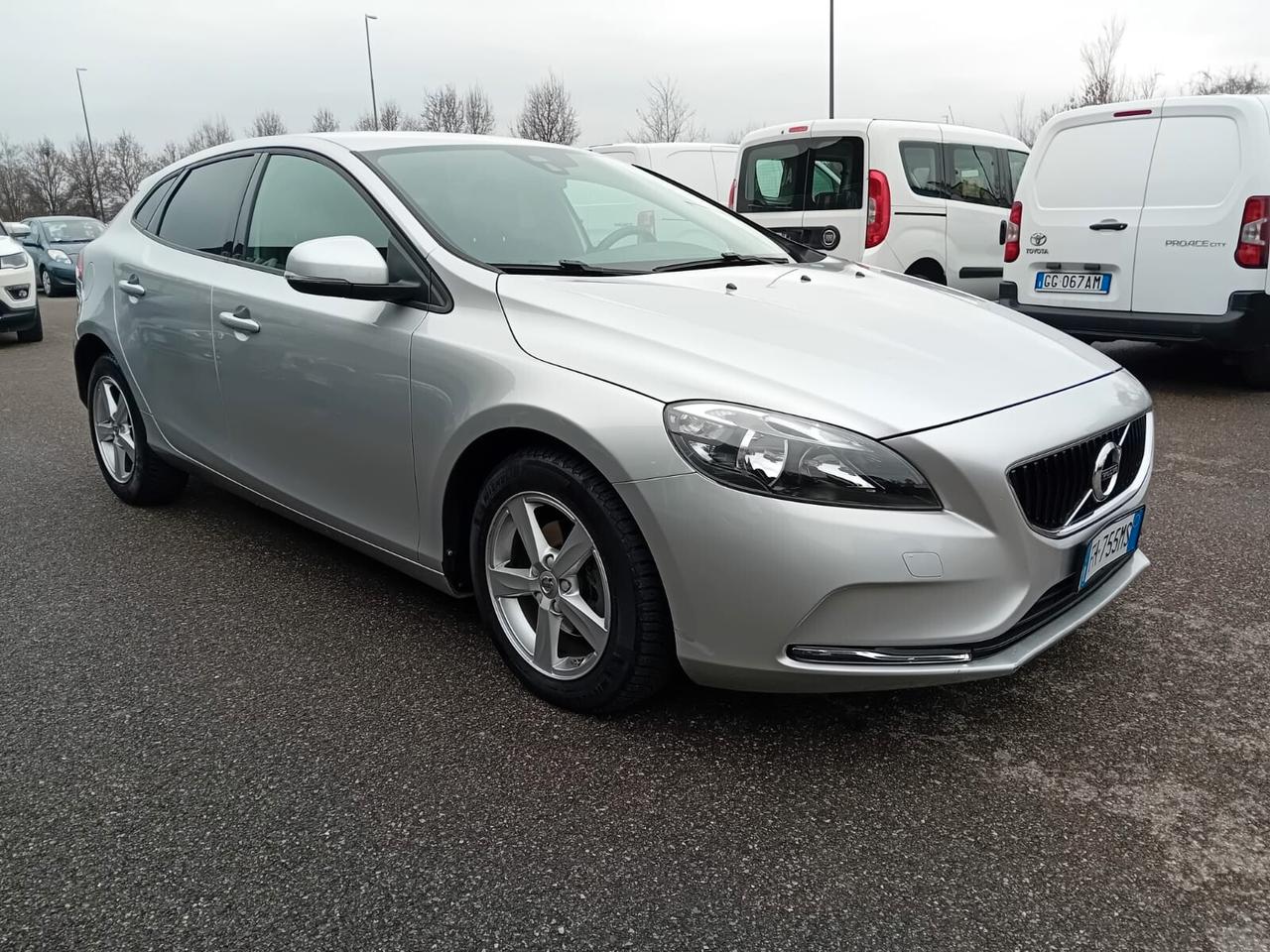 Volvo V40 2.0 d2 eco Business E6