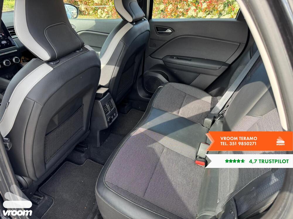 RENAULT Captur Plug-in Hybrid E-Tech 160 CV Intens