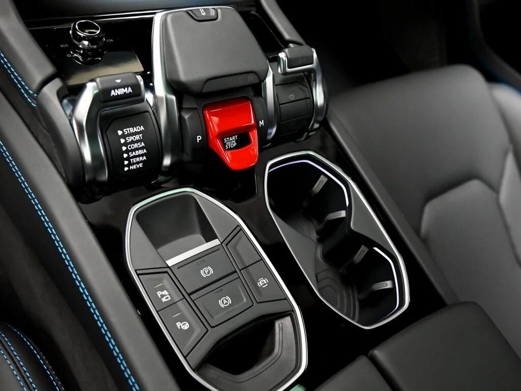 Lamborghini Urus 4.0 SE NOLEGGIO LUNGO TERMINE - LEASING FULL INCLUSIVE