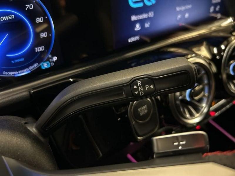 Mercedes-Benz EQA 300 4Matic AMG Line Advanced Digital Edition