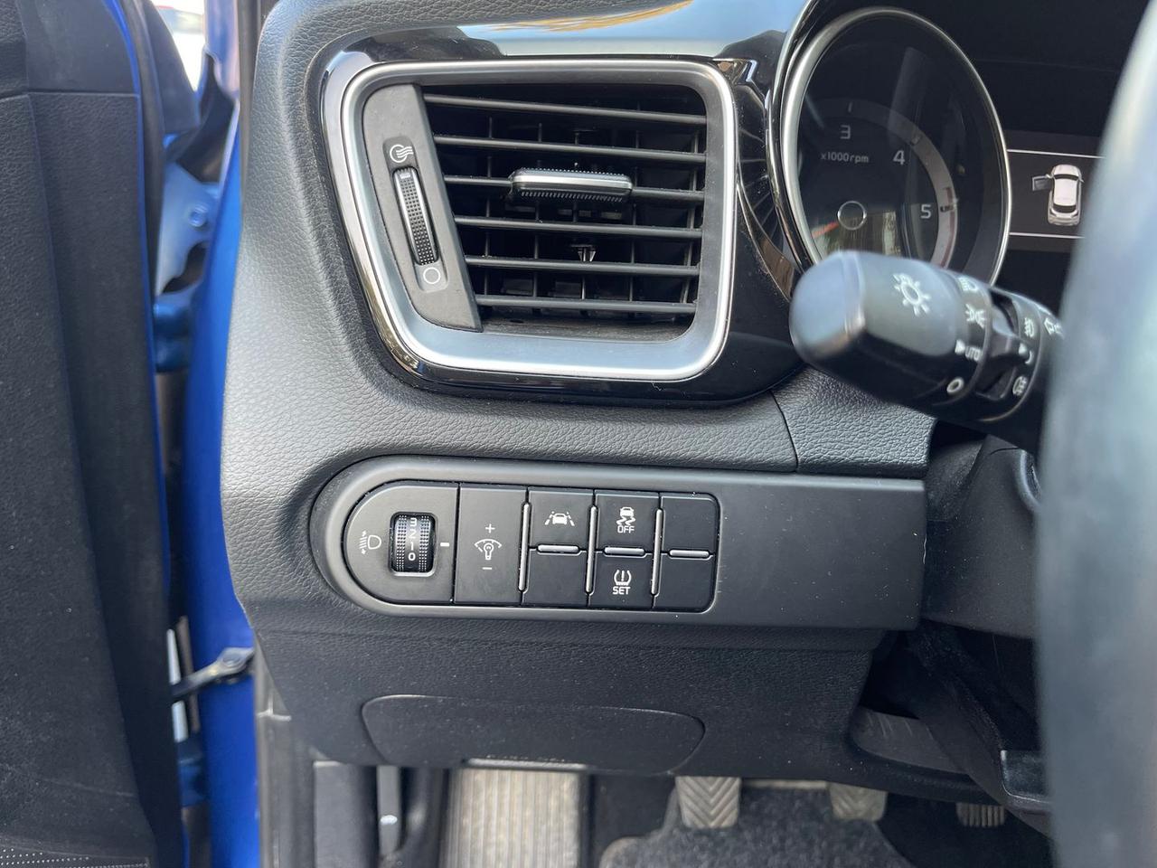 Kia XCeed Business 1.6 CRDi MHEV #7275