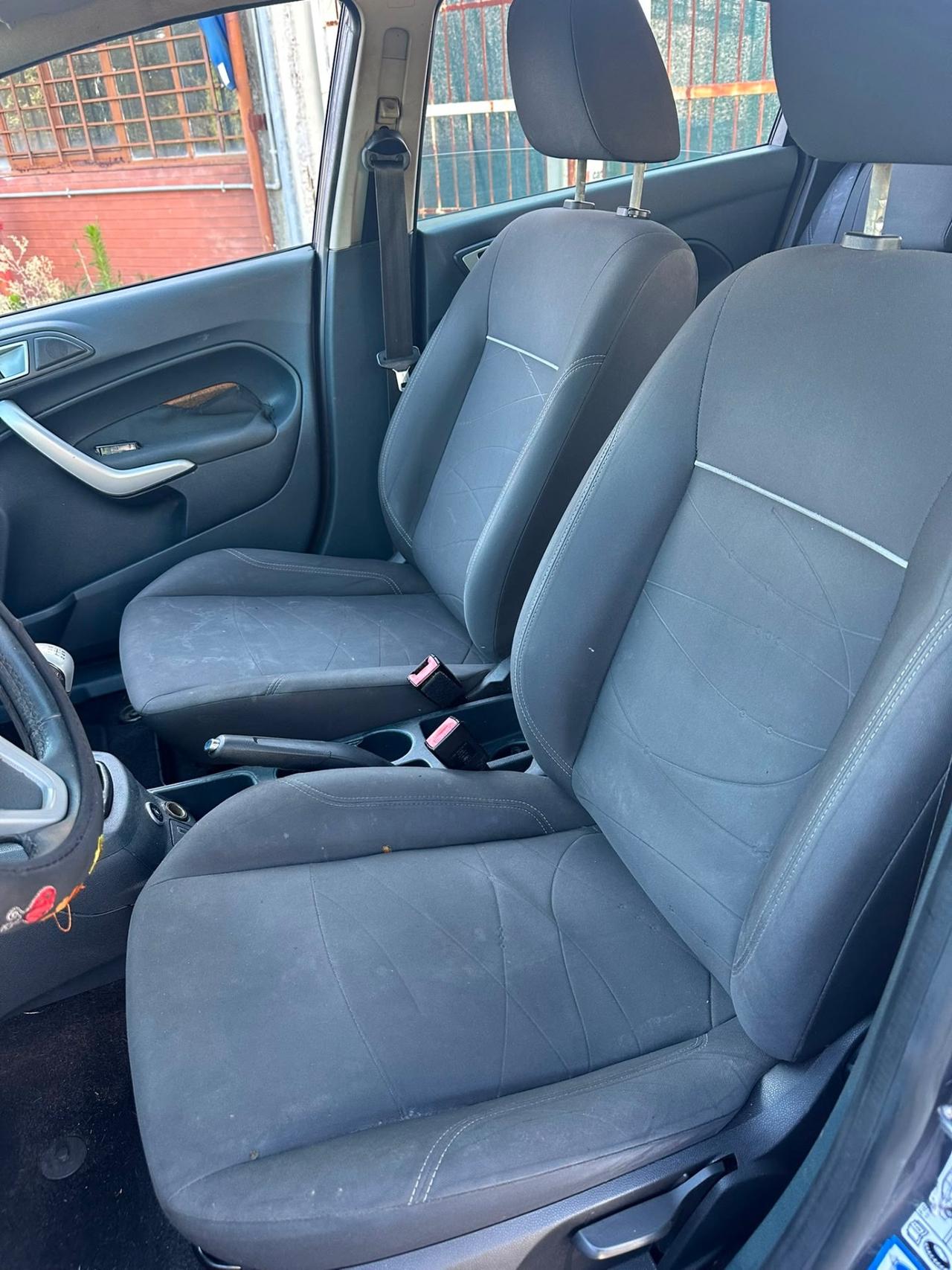 Ford Fiesta 1.4 5 porte Bz.- GPL Titanium