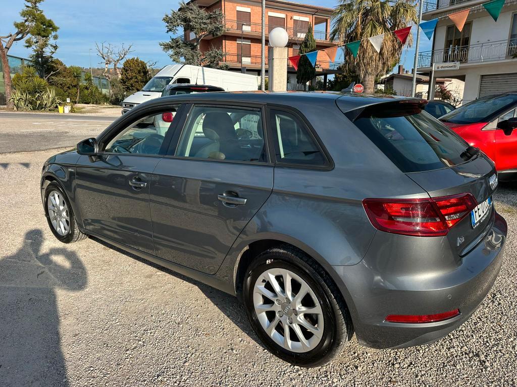 Audi A3 Sportback 1.4 g-tron Ambiente s-tronic