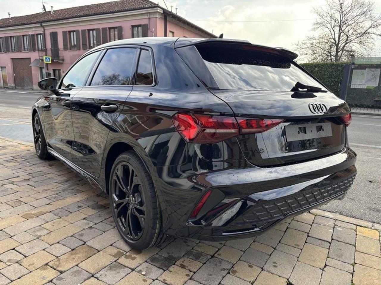 Audi A3 SPB TFSI e 150 kW S tronic S line Black edition