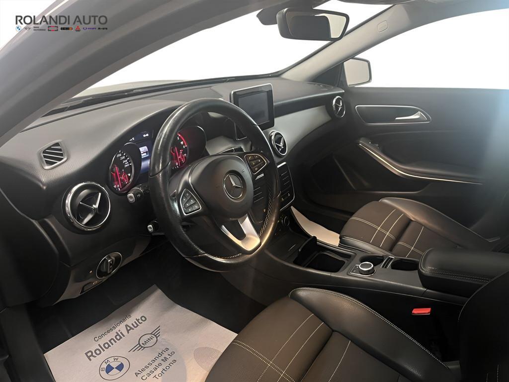 Mercedes GLA 200 200 D Sport 4Matic 7G-DCT