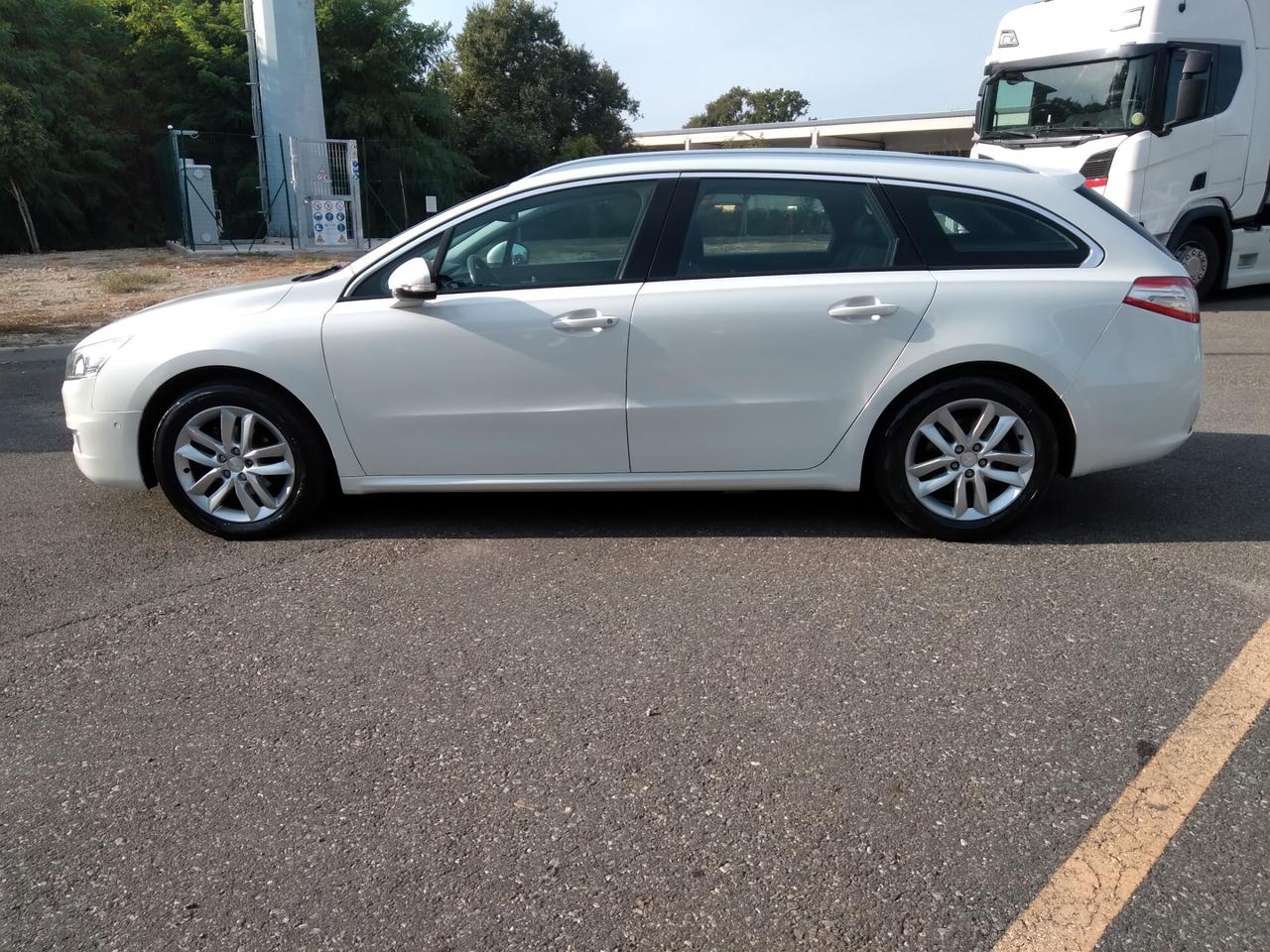 Peugeot 508 2.0 HDi 140CV SW Ciel Allure x neopatentati