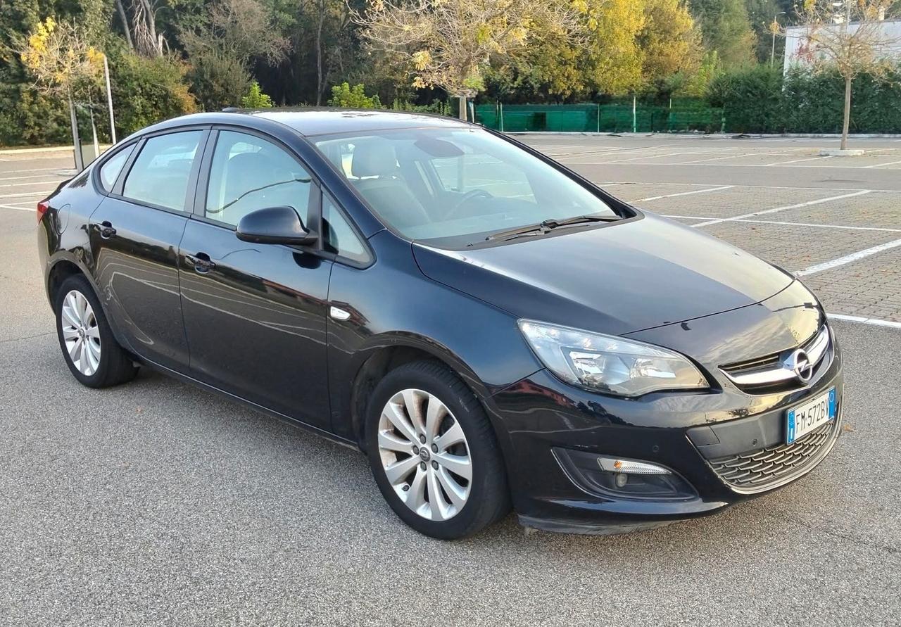 Opel Astra 1.4 Turbo 140CV 4P*GPL*Navi*Pdc*Cruise