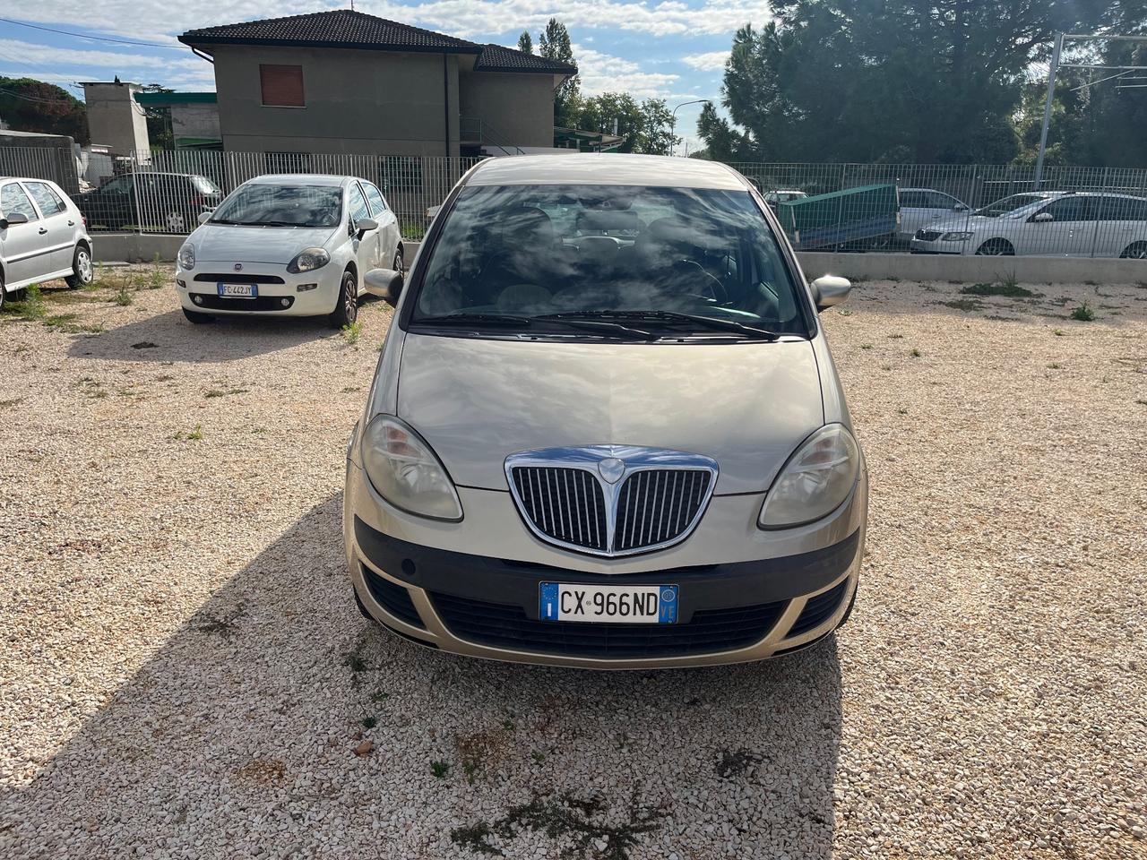 LANCIA MUSA 1.4 AUTOMATICA - METANO