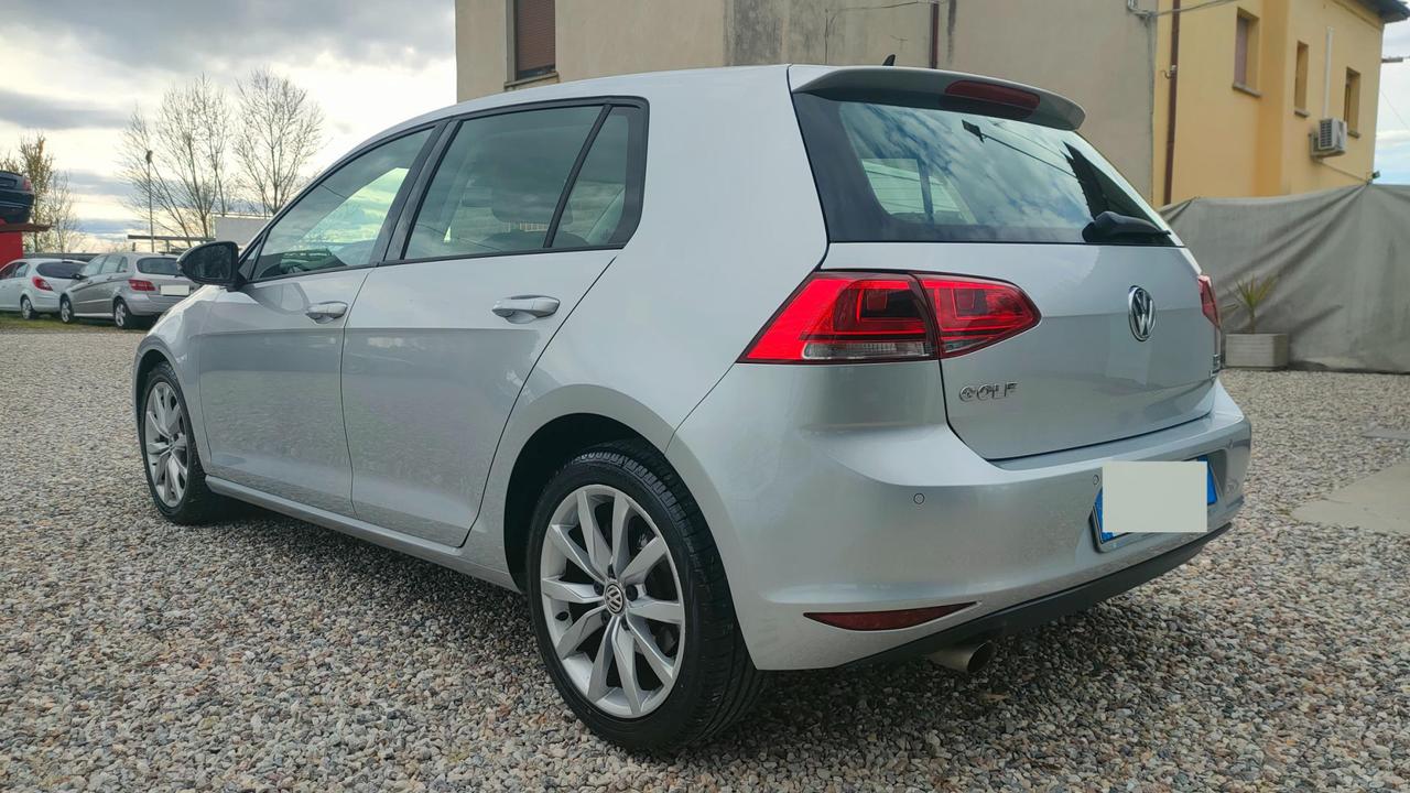 Volkswagen Golf 5 Porte Golf 5p 1.6 tdi Highline Executive (business) 110cv dsg