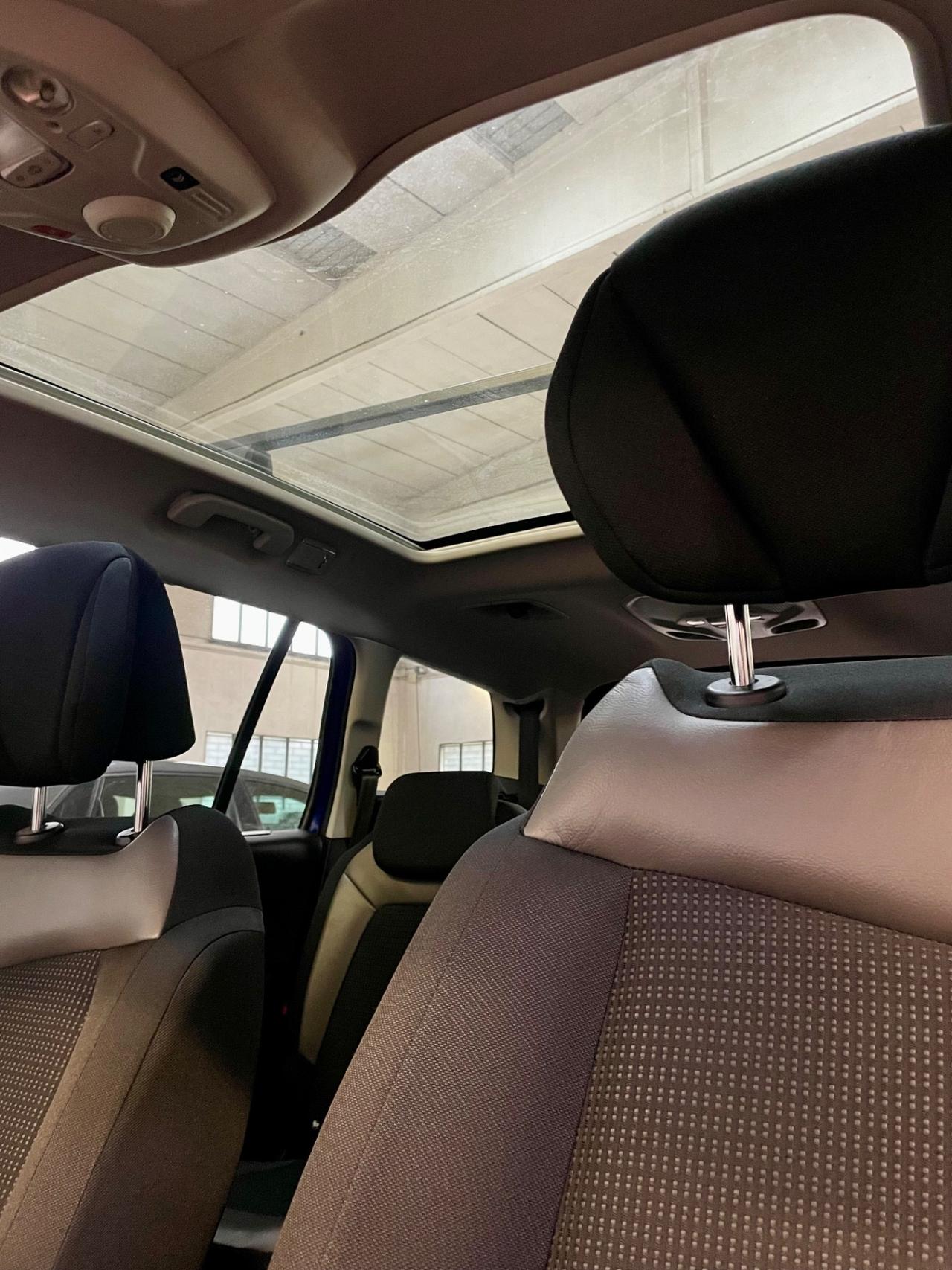 Citroen C4 Picasso gancio automatica 7 posti