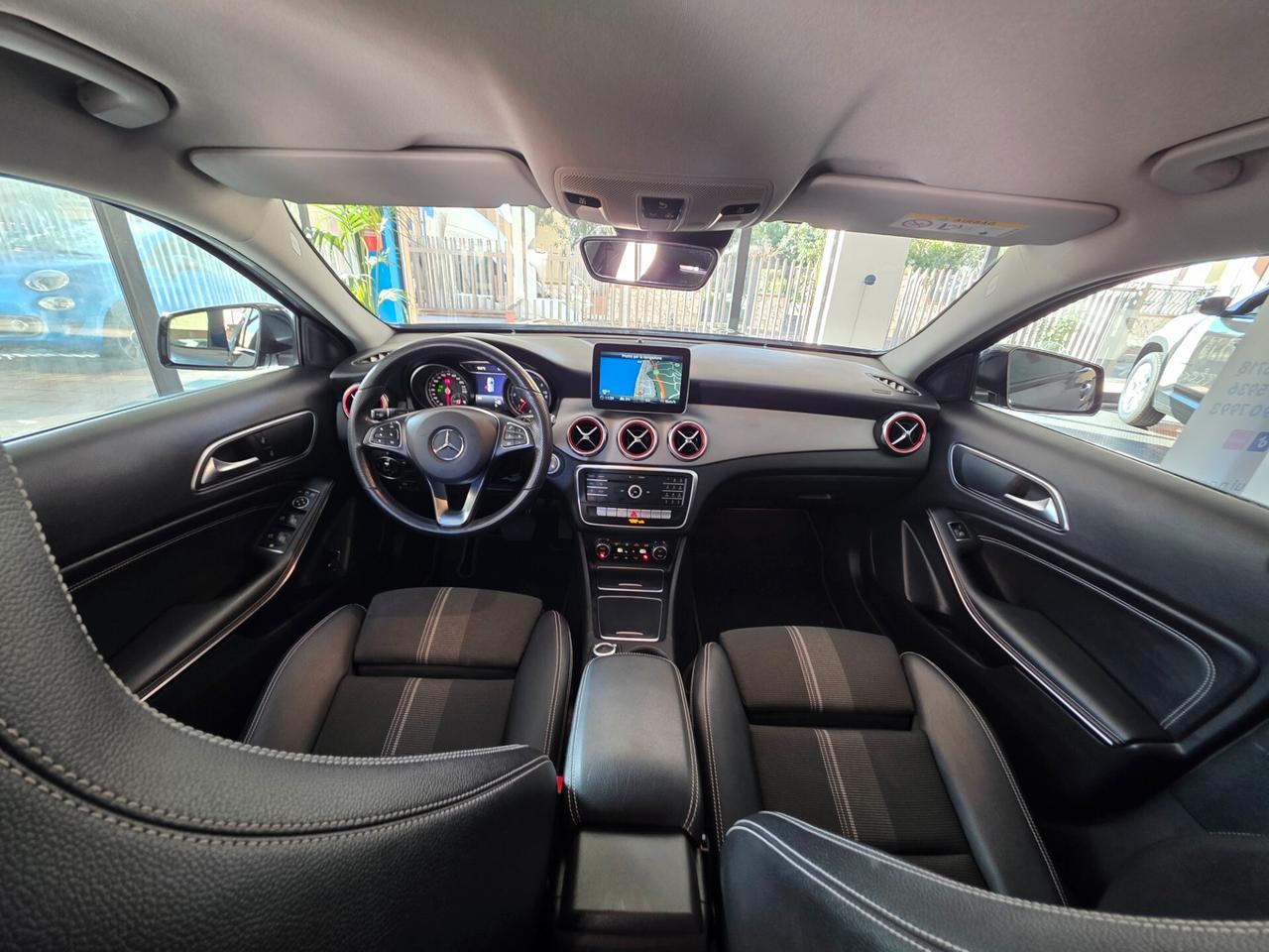 Mercedes-benz GLA 200 d Automatic Premium