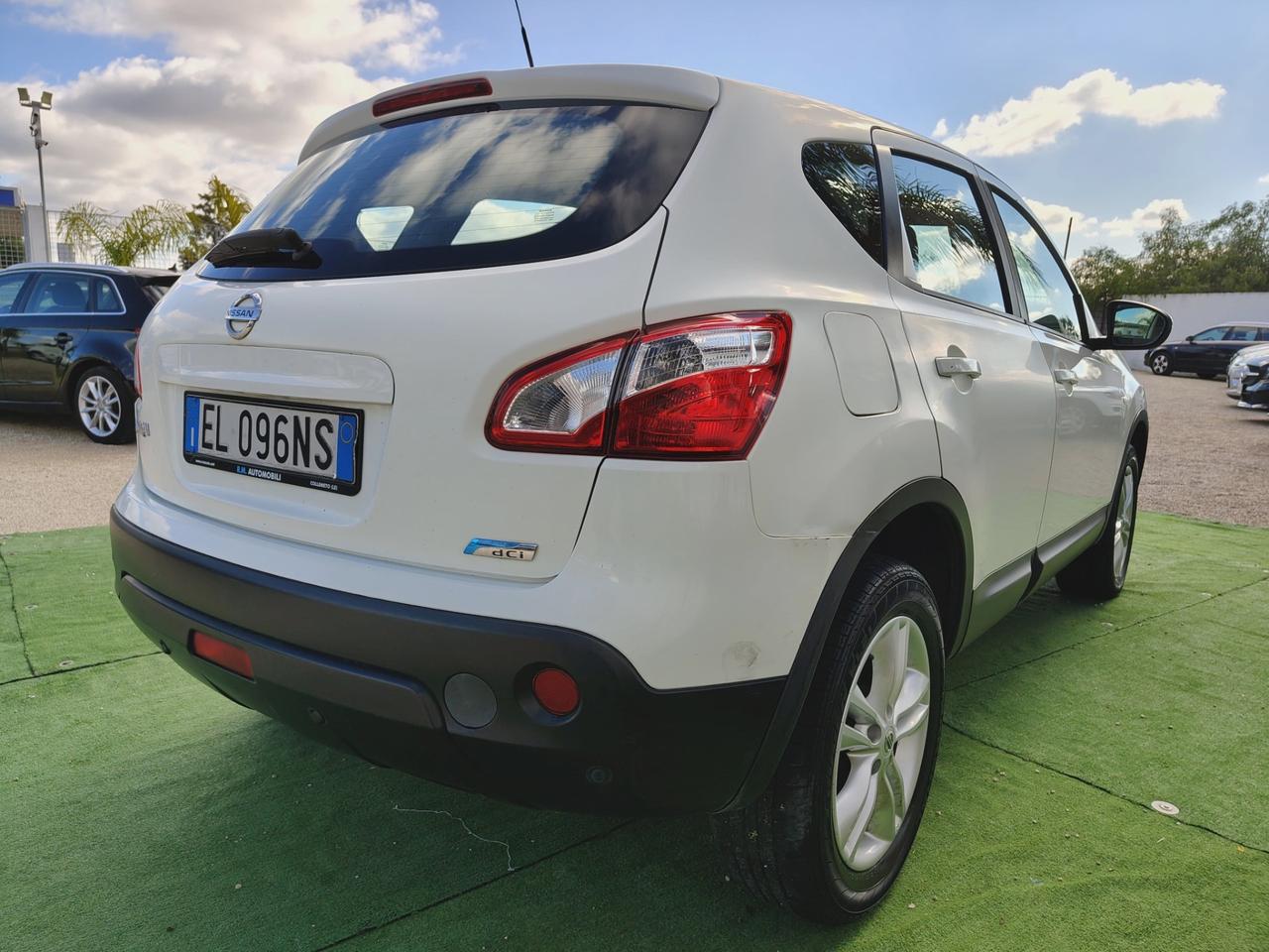 Nissan Qashqai 1.6 dCi DPF Tekna - 2012