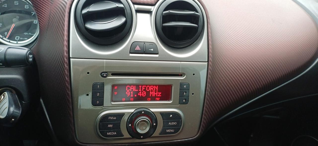 Alfa Romeo MiTo 1.4 105 CV M.air S&S Distinctive Sport Pack