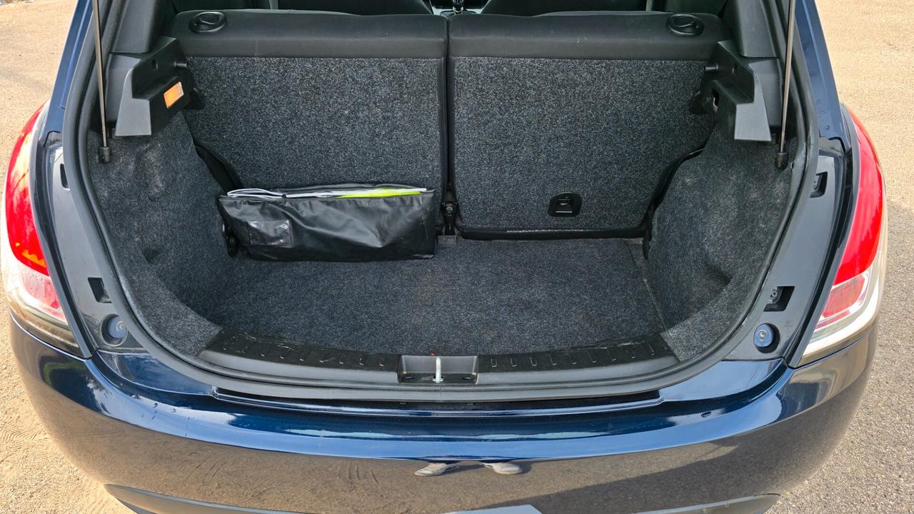 Lancia Ypsilon 1.2 69 CV 5 porte S&S Platinum