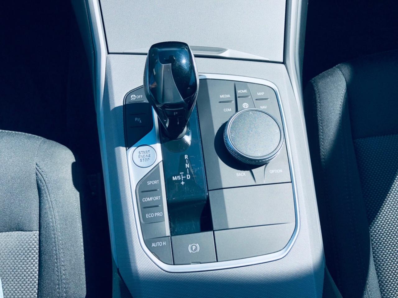Bmw 318 d hybrid 48V Touring Lounge Business
