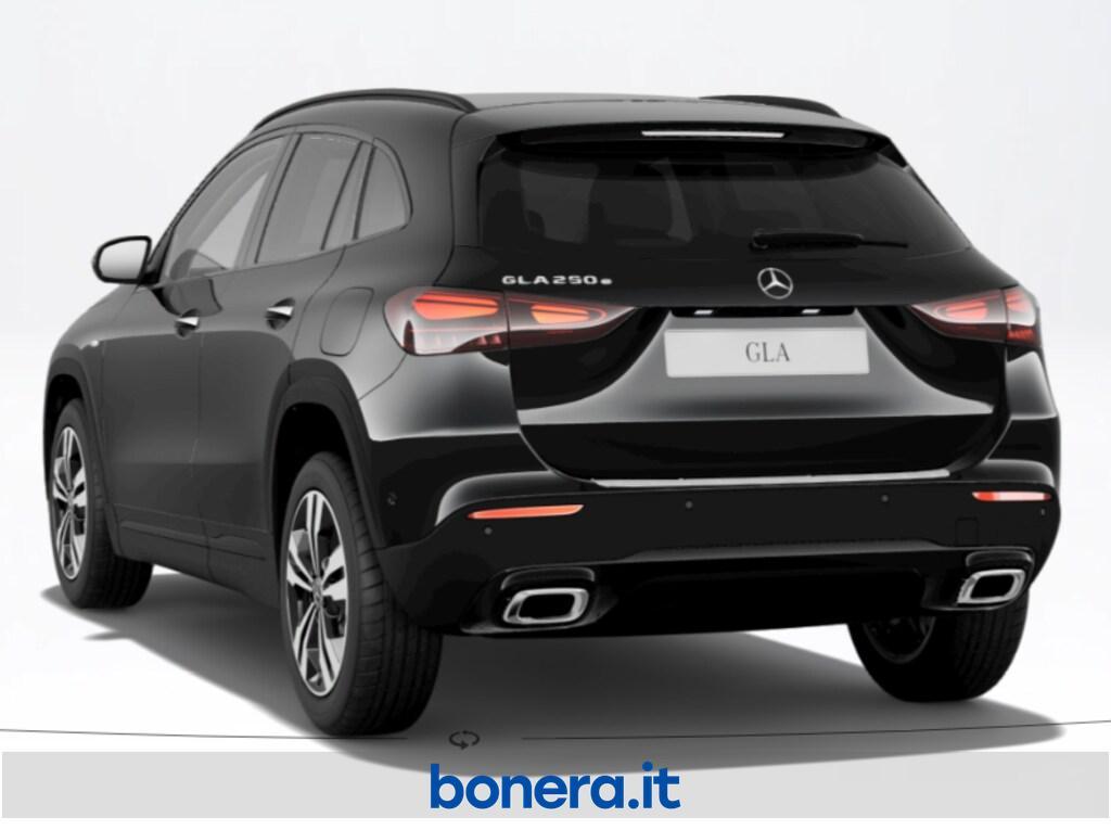 Mercedes GLA 250 250 e Plug-In-Hybrid Progressive Advanced Plus 8G-DCT
