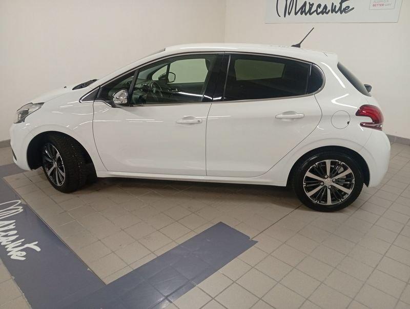 Peugeot 208 PureTech 82 5 porte Allure