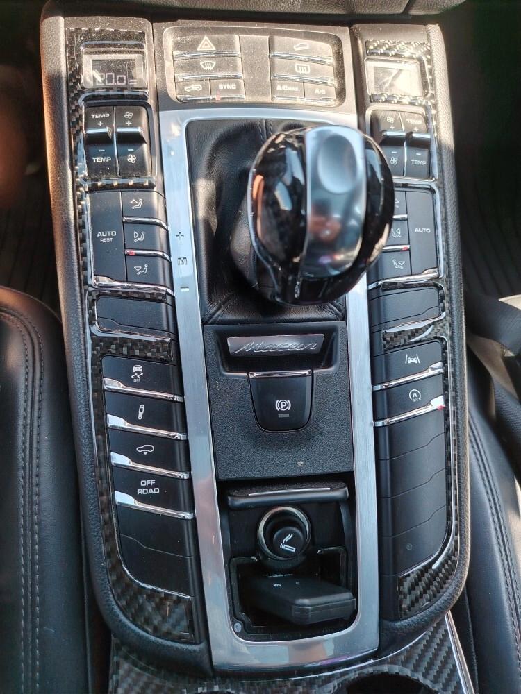 Porsche Macan 2.0 no super bollo come nuova.