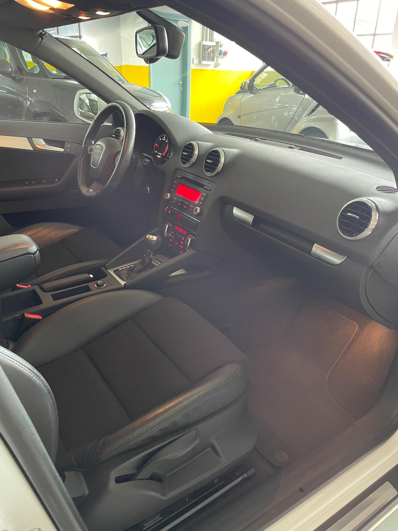 Audi A3 2.0 Tdi 140cv S-Tronic S LINE 100 Mila Km
