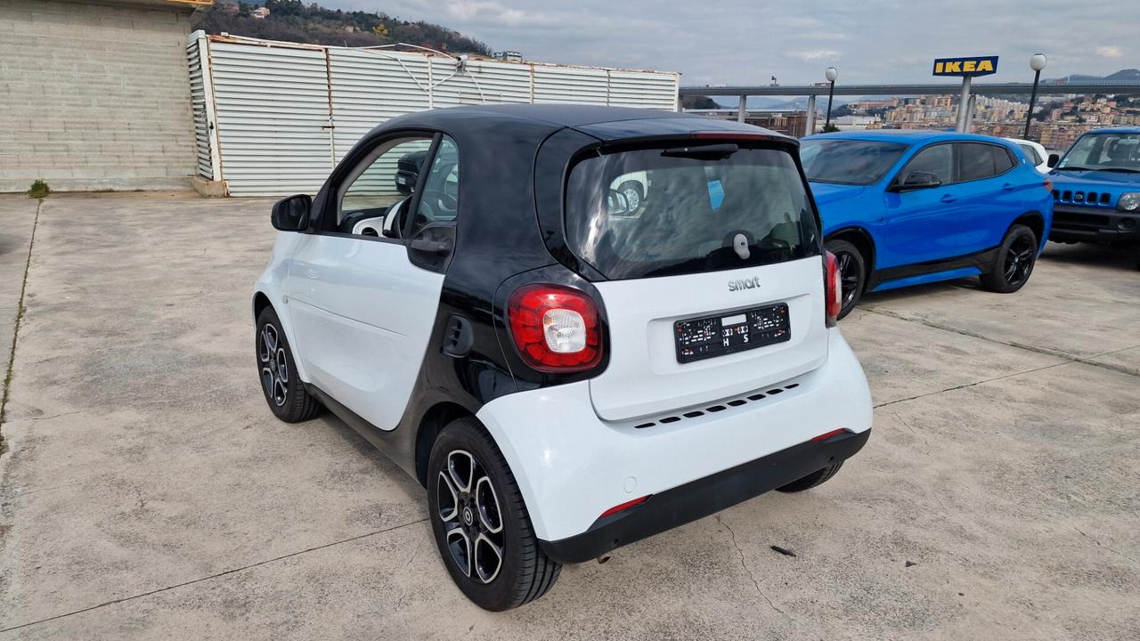Smart ForTwo 70 1.0 Youngster MANUALE