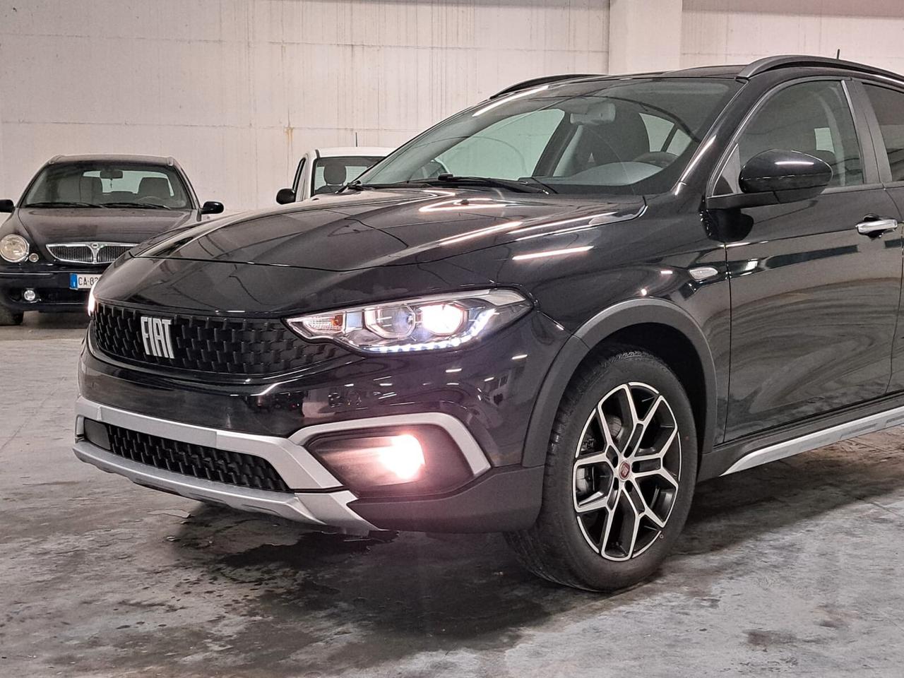 Fiat Tipo 1000 100CV Cross 5 Porte Km. 0 (718)