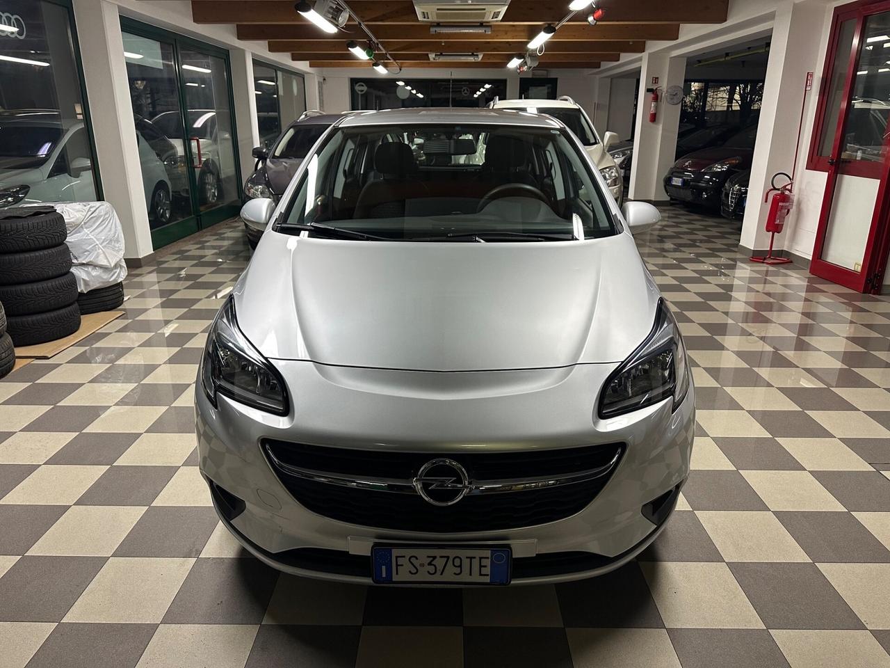 Opel Corsa 1.2 5 porte Advance