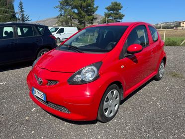 Toyota Aygo 1.0 12V VVT-i 3 porte Sol