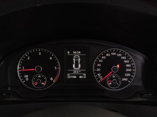 Volkswagen T5 Kombi 140 CV 6 Posti - GANCIO TRAINO
