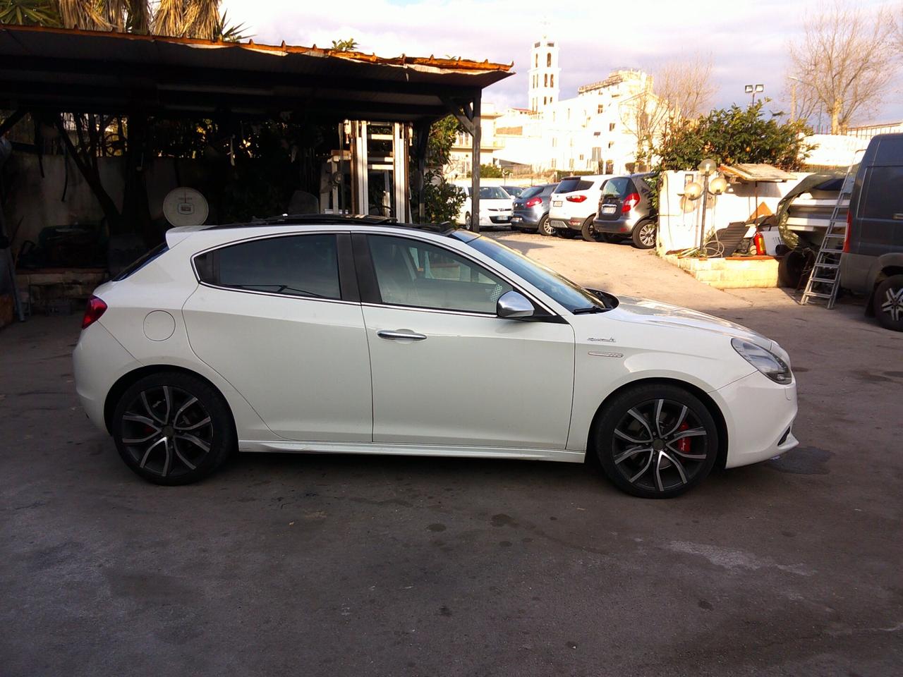 Alfa Romeo Giulietta 2.0 JTDm-2 170 CV VELOCE CAMBIO AUTOMATICO 13