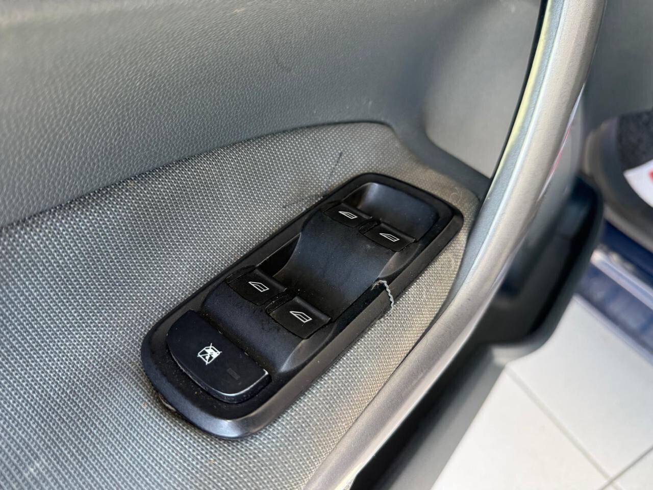 FORD FIESTA - 1.2 | 60 CV