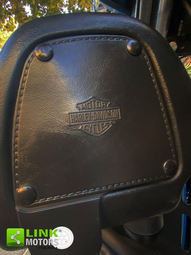 HARLEY-DAVIDSON FLHTC Electra Glide Classic Standard
