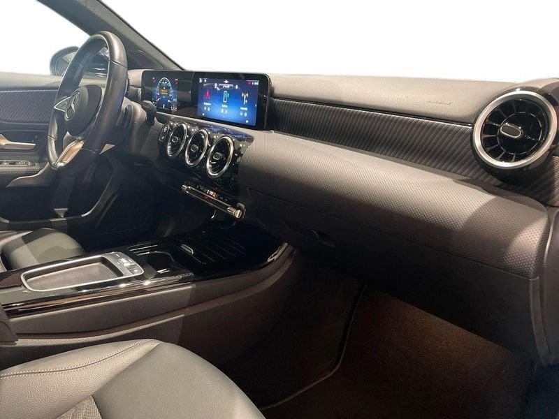 Mercedes-Benz Classe A A 180 d Progressive Advanced auto