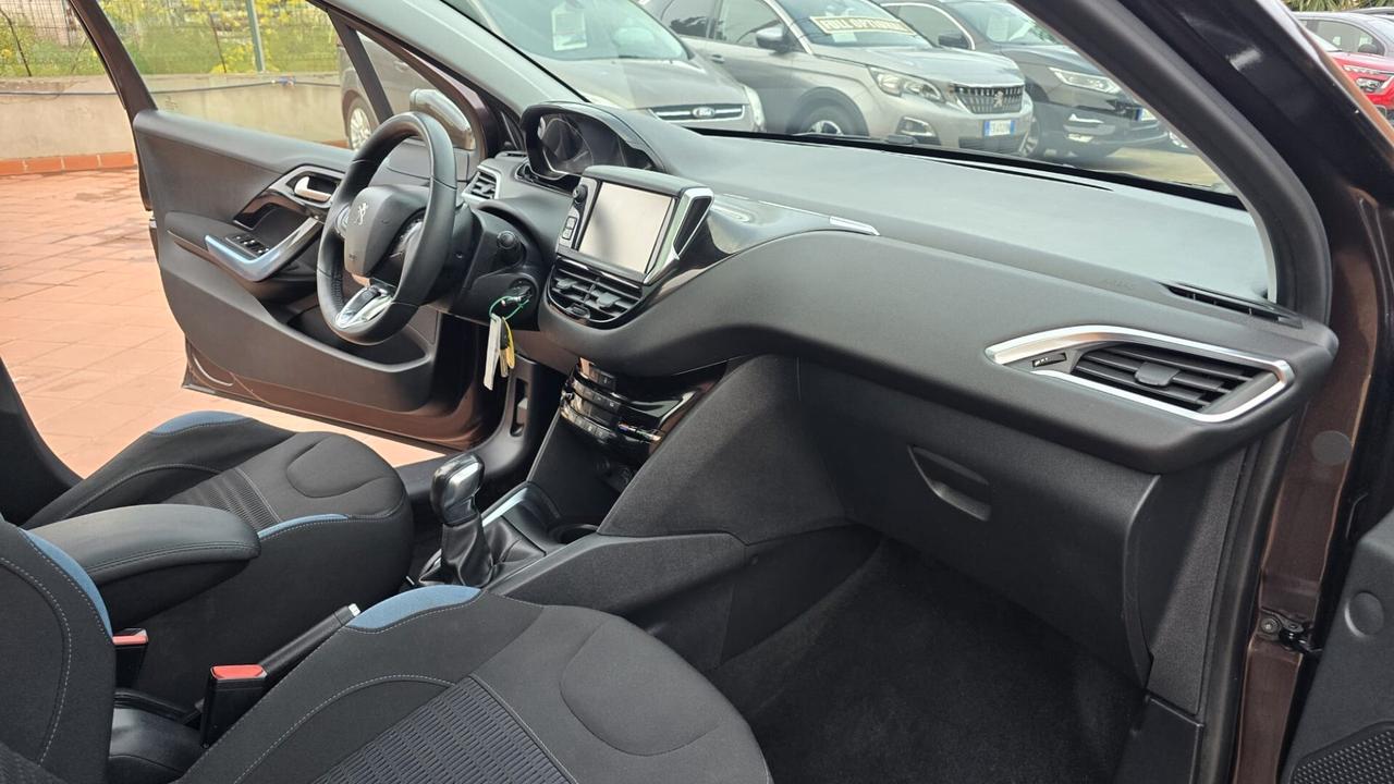 Peugeot 208 1.6 e-HDi 92 CV Stop&Start 5 porte Allure