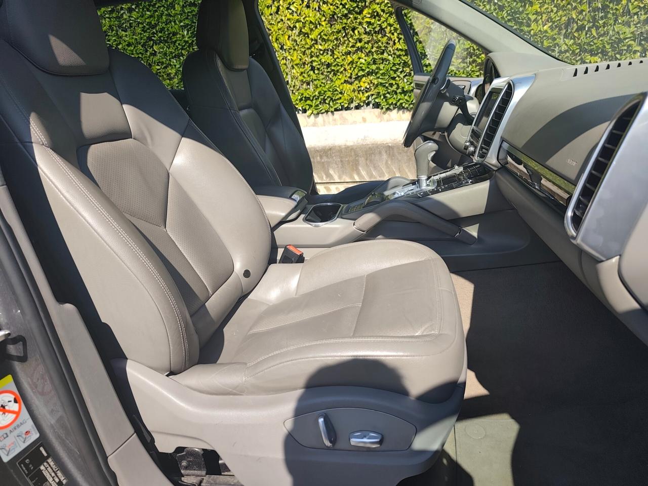 Porsche Cayenne 3.0 Diesel lavori certificati