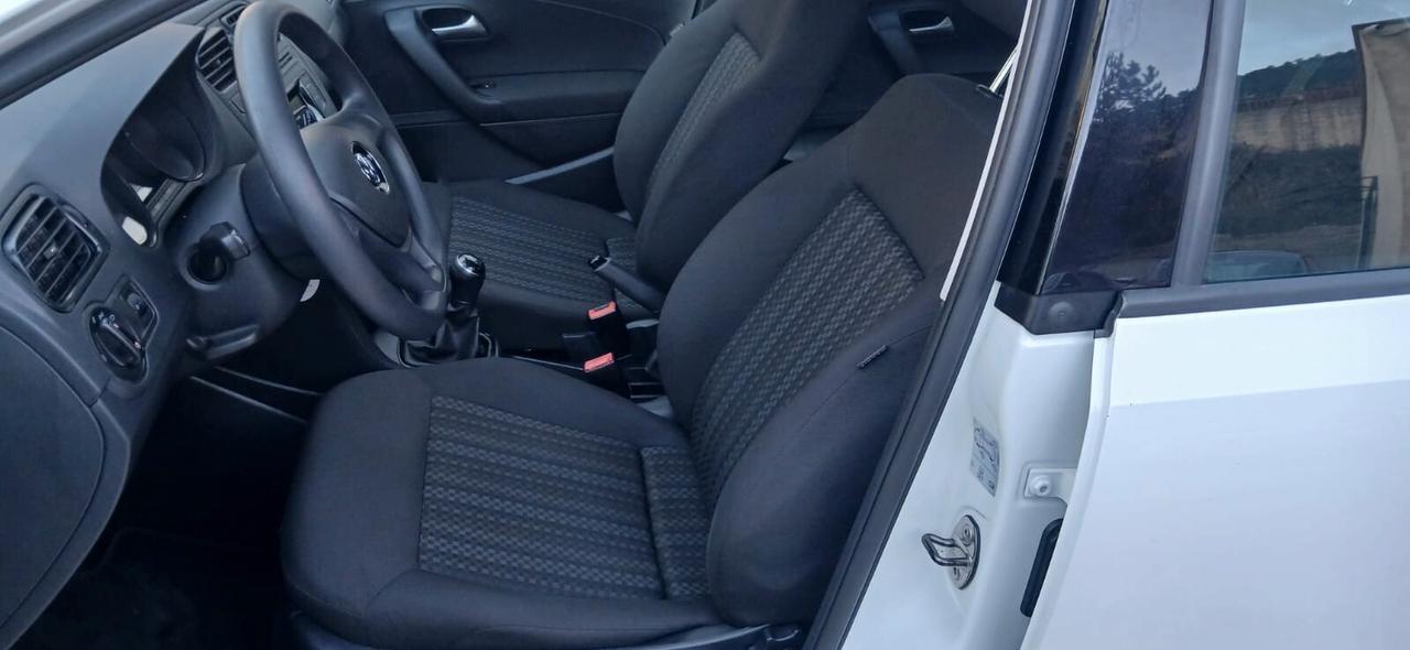 Volkswagen Polo 1.0 MPI 5p. Business Trendline - 2016