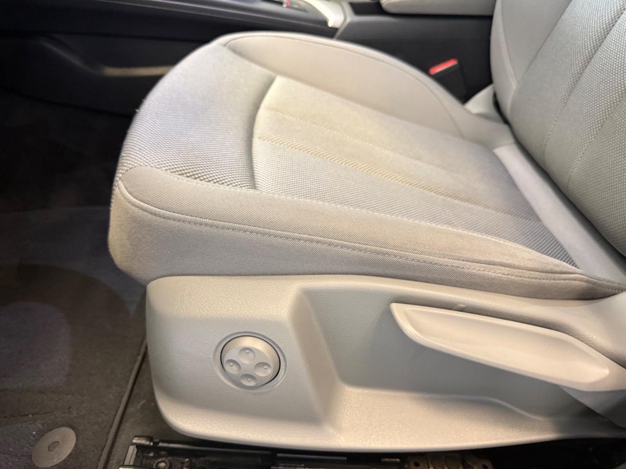 Audi A4 Avant 35 TDI/163 CV S tronic Business Advanced