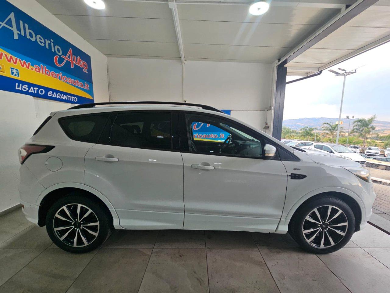 Ford Kuga 1.5 tdci ST-Line Business s&s 2wd 120cv