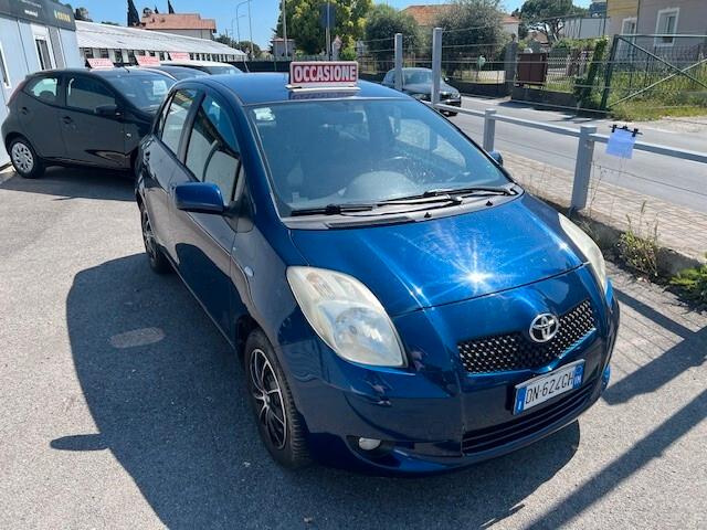 Toyota Yaris 1.3 5 porte Sol